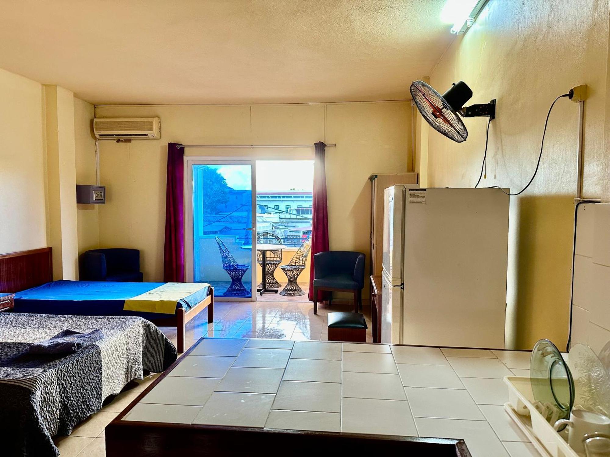 Latanier Beach Hotel Grand Baie Extérieur photo