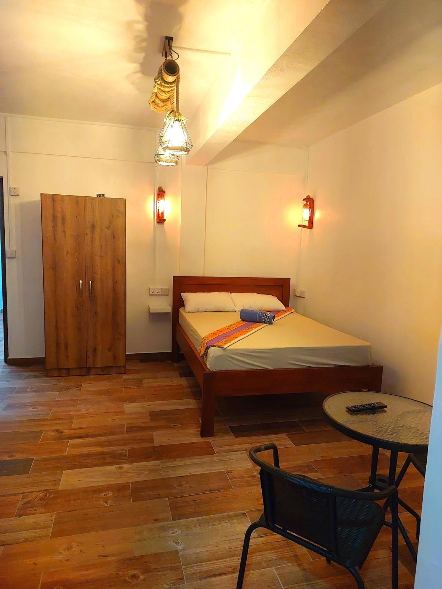 Latanier Beach Hotel Grand Baie Extérieur photo